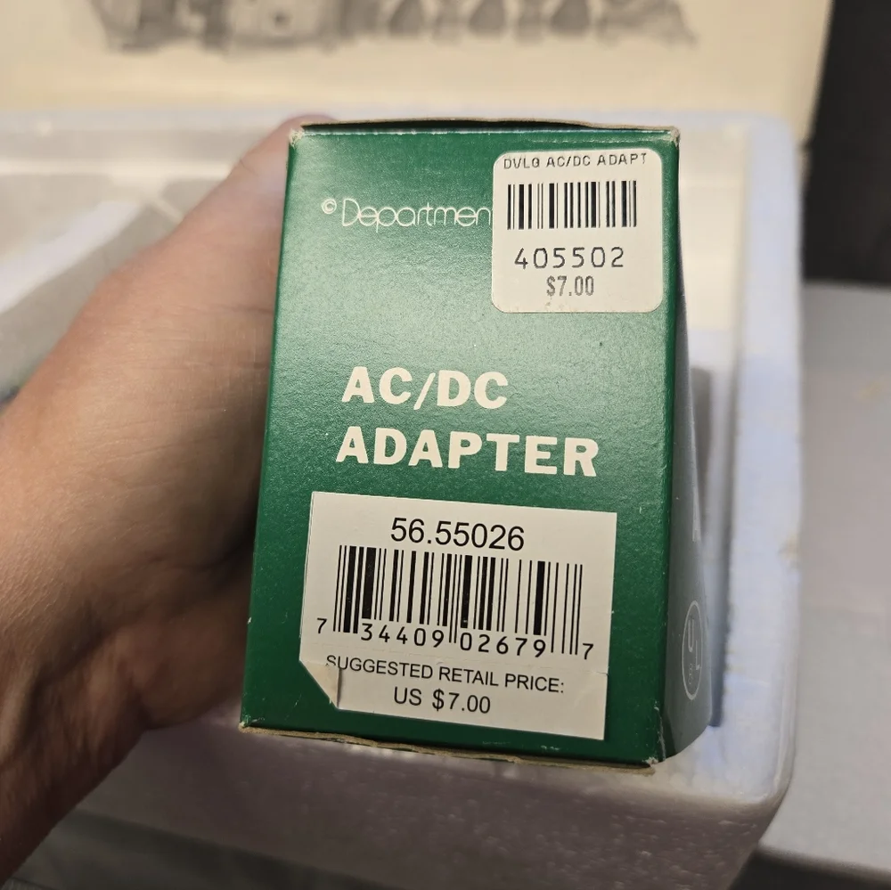 Mrs Claus' Greenhouse - Picture 7 of 7